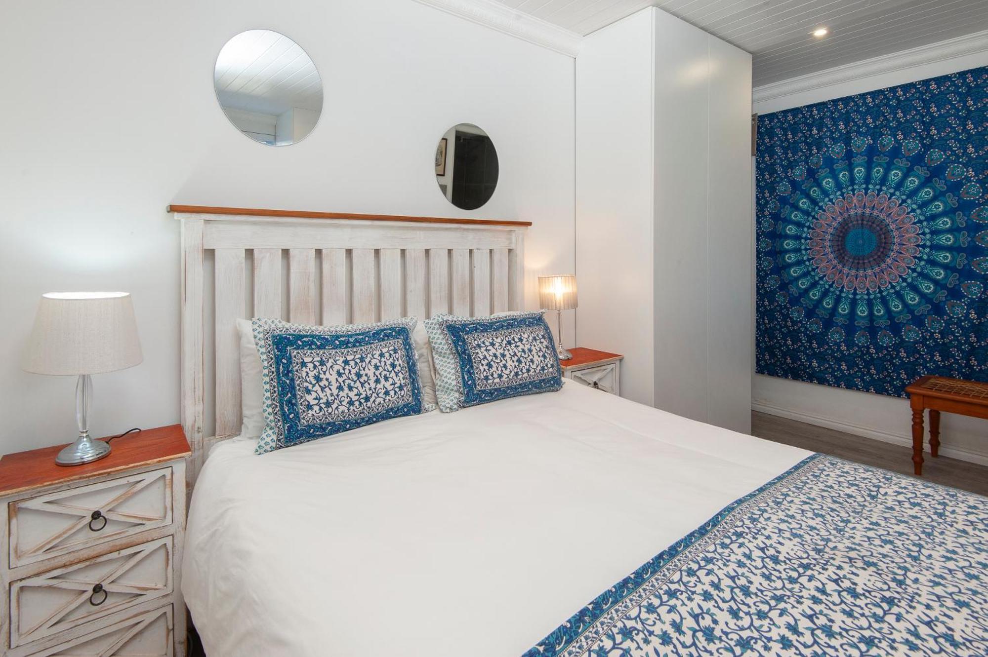 Oude Schuur Boutique Guesthouse Херманус Экстерьер фото